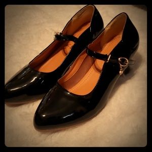 Black Patent Leather Mary Jane's size 8